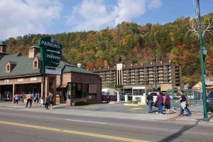 souvenir shopping in gatlinburg